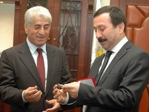 Akkanat\'tan destek sürecek sözü