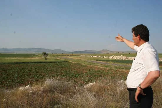 Çiftçinin gözü kapalı devre sulamada 