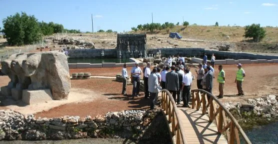 Eflatunun Çehresi Değişiyor