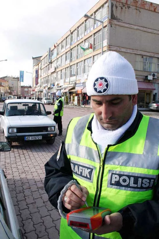 Tüm polislere ceza kesme yetkisi geliyor 
